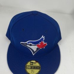 New era fitted hat 🧢 different teams and size available 42$ each 