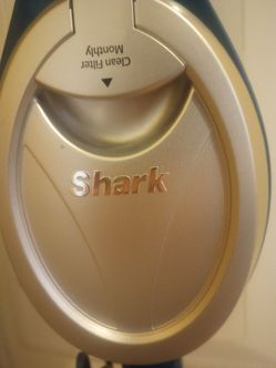 Shark hv301 vacuum cleaner