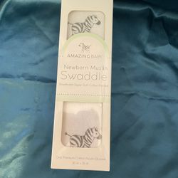 Amazing Baby Newborn Muslin Swaddle NEW