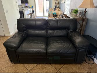 Black Real Leather Loveseat – Like New!