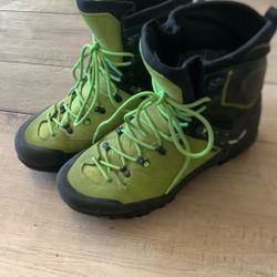 Size 11 Hiking Boots Salewa 
