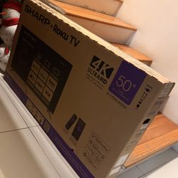 TV SHARP 50” 4K ROKU