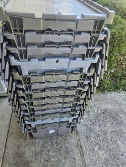 Plastic Stackable Storage Containers