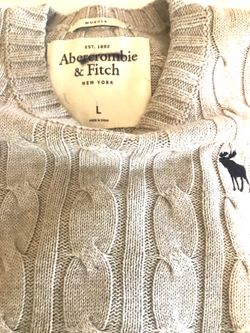 L Abercrombie men gray sweater