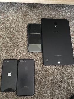 iPhones And Samsung Phone And Tablet