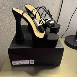 Suede Heels Size 9