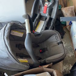 Car Seat With 3 Clip In Bottoms