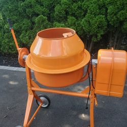 Central Machinery 3 1/2 Cu Ft Cement Mixer. Used One Time