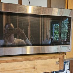LG Countertop Microwave