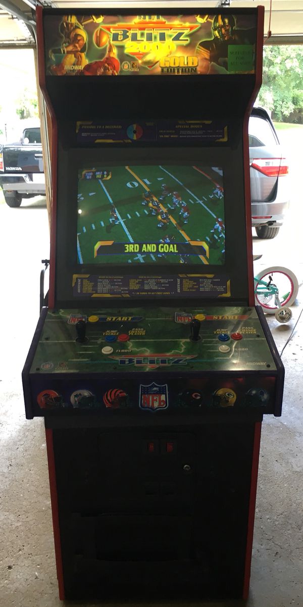 Nfl Blitz 2000 Gold Edition Arcade Cabinet For Sale In Lombard Il
