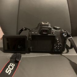 Canon T7i Rebel