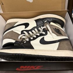 Size 11.5 Jordan 1 Mocha