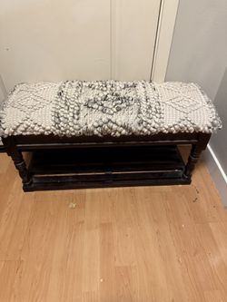 Cushioned Bench 
