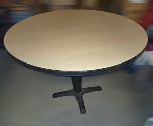 Round Composite Core Table
