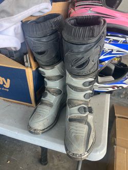 O’Neal riding boots, size 7