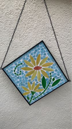 Floral tile decoration for garden