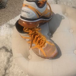 Air Nike Women’s Shoes Size 8 