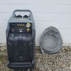 Dominator Hot Water Extractor By Karcher