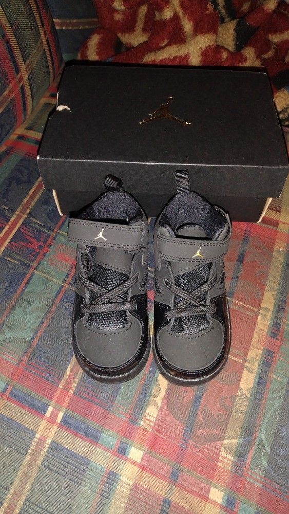 Jordan Flight Club '91 Toddler Shoes 555330 031 Black/Metallic Gold size 6C