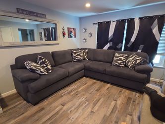 Sectional couch