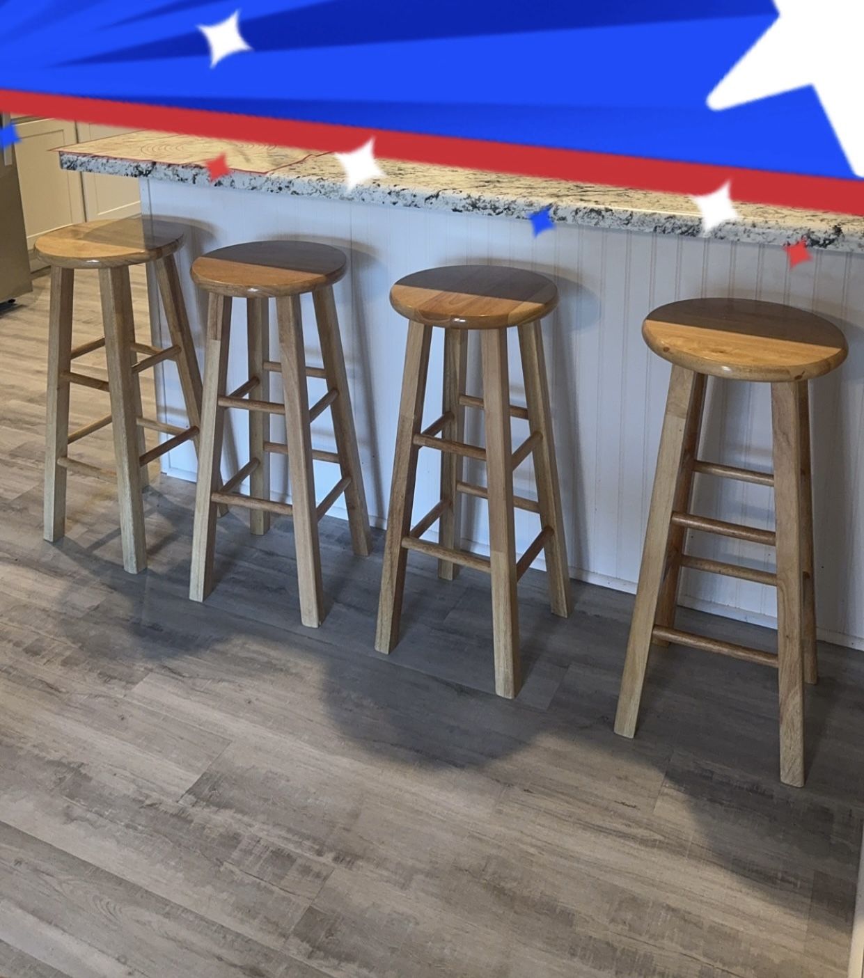 Wooden chairs (4)