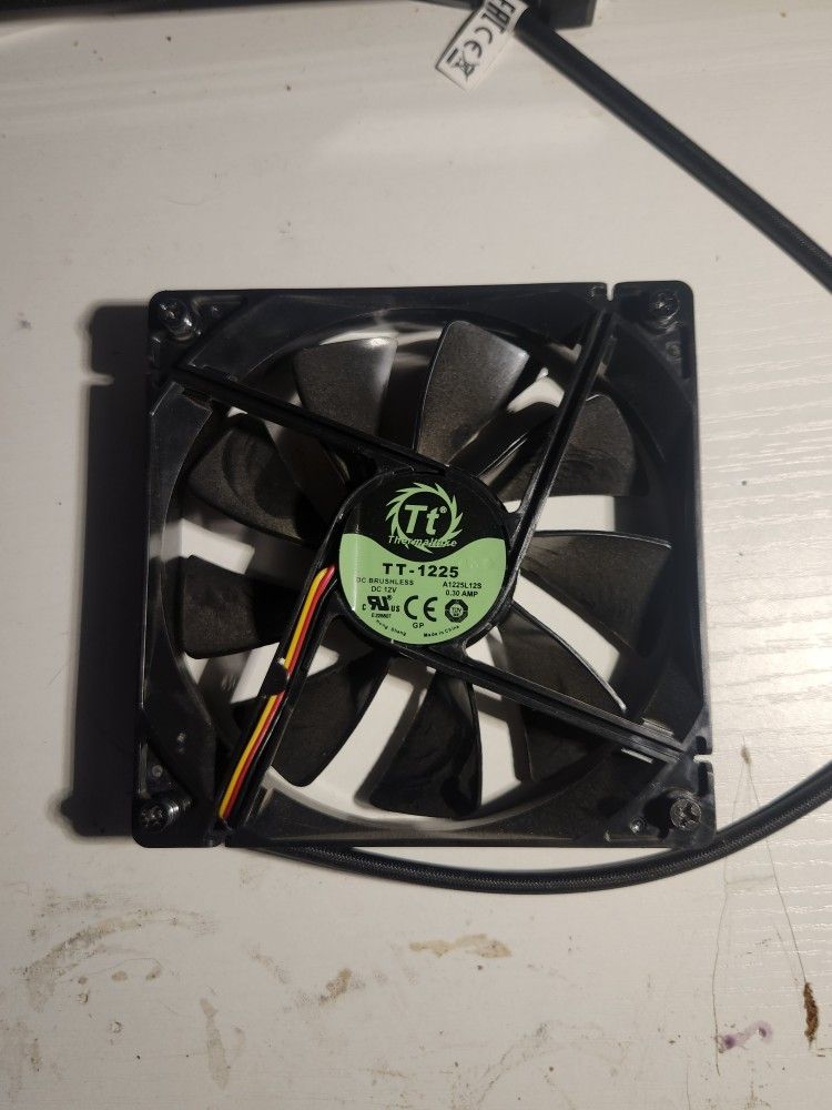Thermaltake Tt-1225
