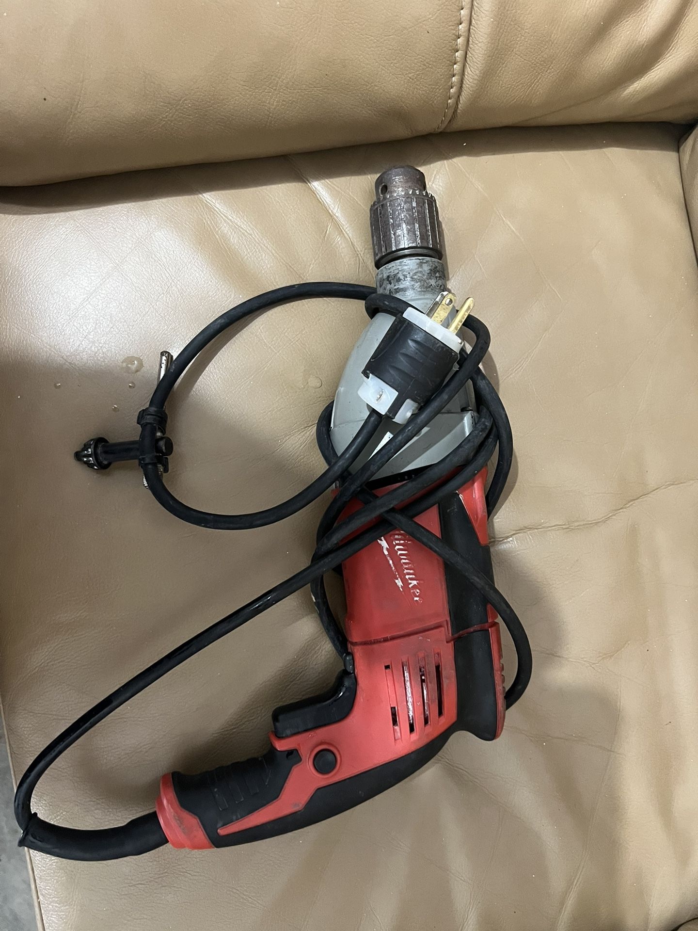 Electric  and  Plumbing Pipes Diferent Sizes