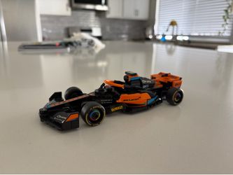 Lego Speed Champions 2023 McLaren Formula 1 Car