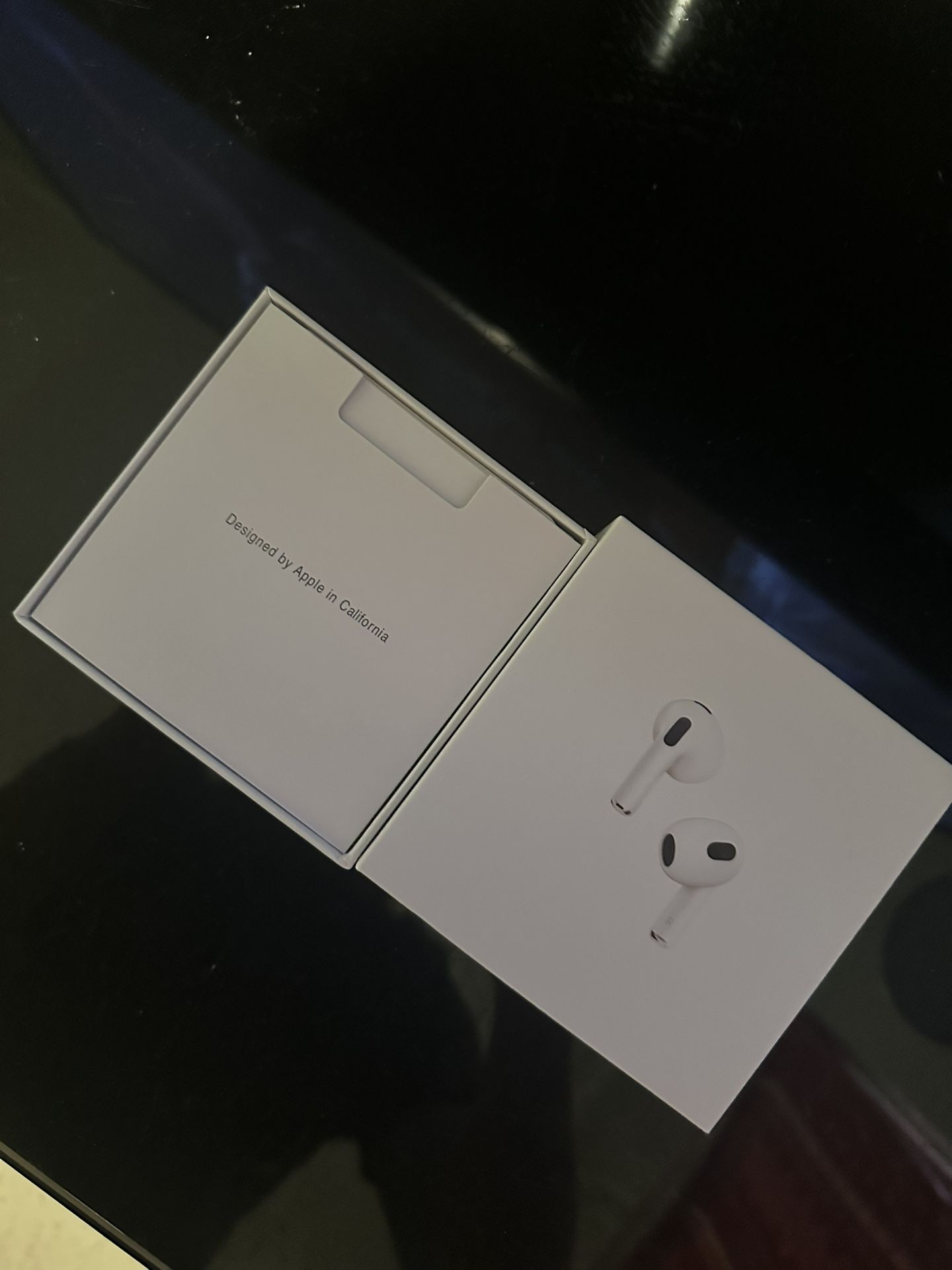 AirPods Gen 3