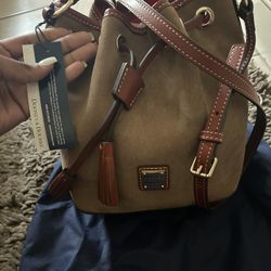 Dooney & Bourke Purse