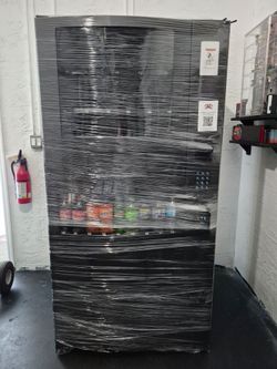 Seaga 2300 Vending Machine