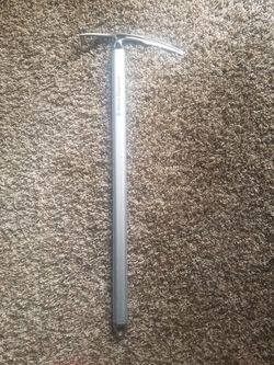 Black diamond glacier axe