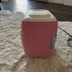 Mini Fridge for Bedroom