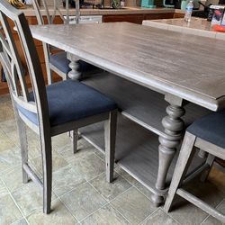 Craft / Dinner Table For Sale