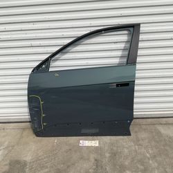 2022 2024 HYUNDAI IONIQ 5 LEFT FRONT DOOR OEM 
