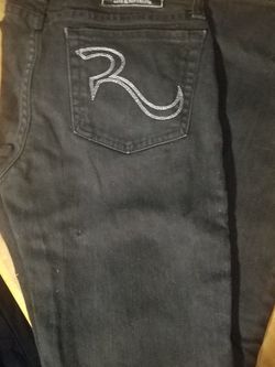 Woman's Jean's.