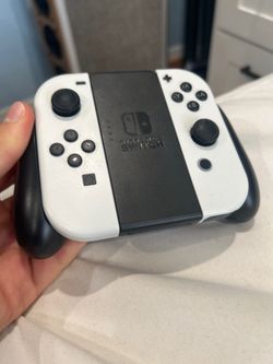Official Nintendo Switch White Joy-Con Controllers with Comfort Grip