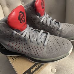 Adidas Derrick Rose Sneakers 