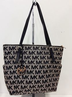 Michael Kors Jet Set Monogram Tote