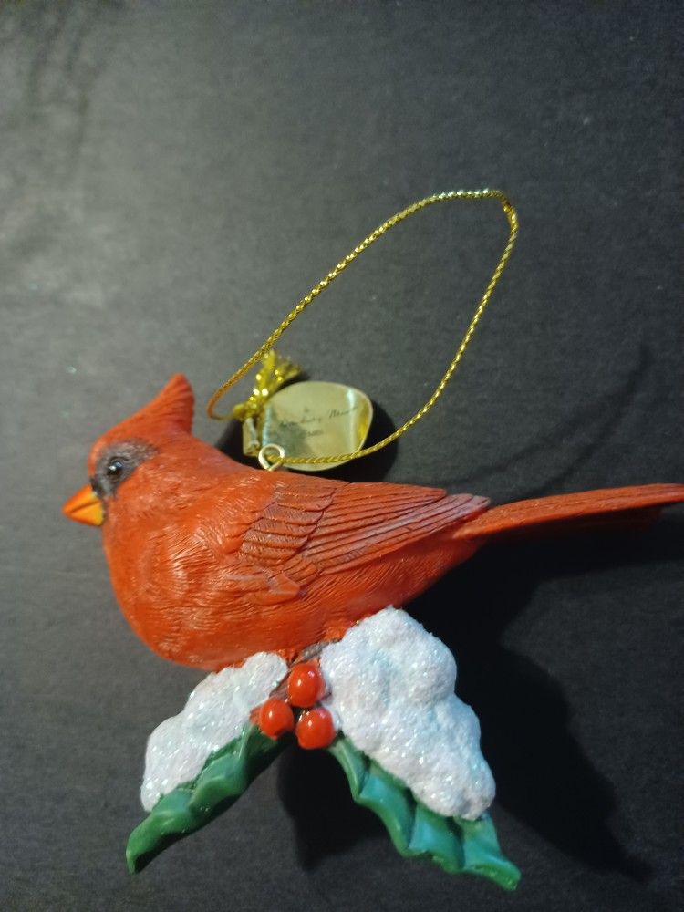 Danbury Mint 64 Bird Ornaments