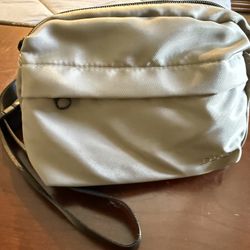 Dicks Sporting Goods DSW Fanny Pack