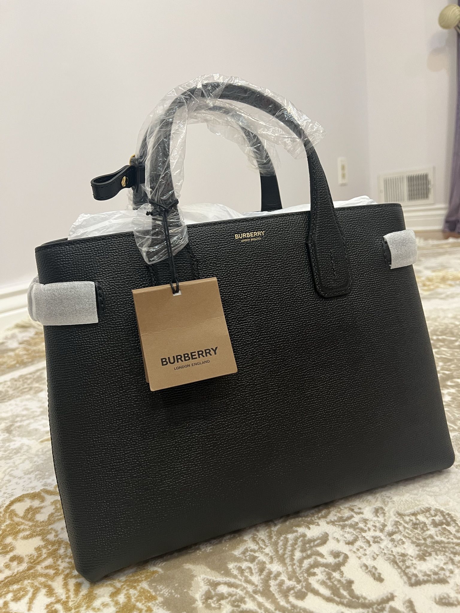 Authentic Burberry Women Bag Brand New!! Never Used!  