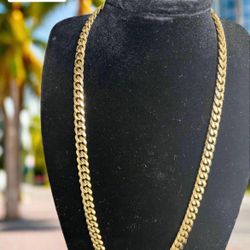 Yellow Gold Cuban Link Chain 