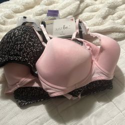 Women’s Bras 