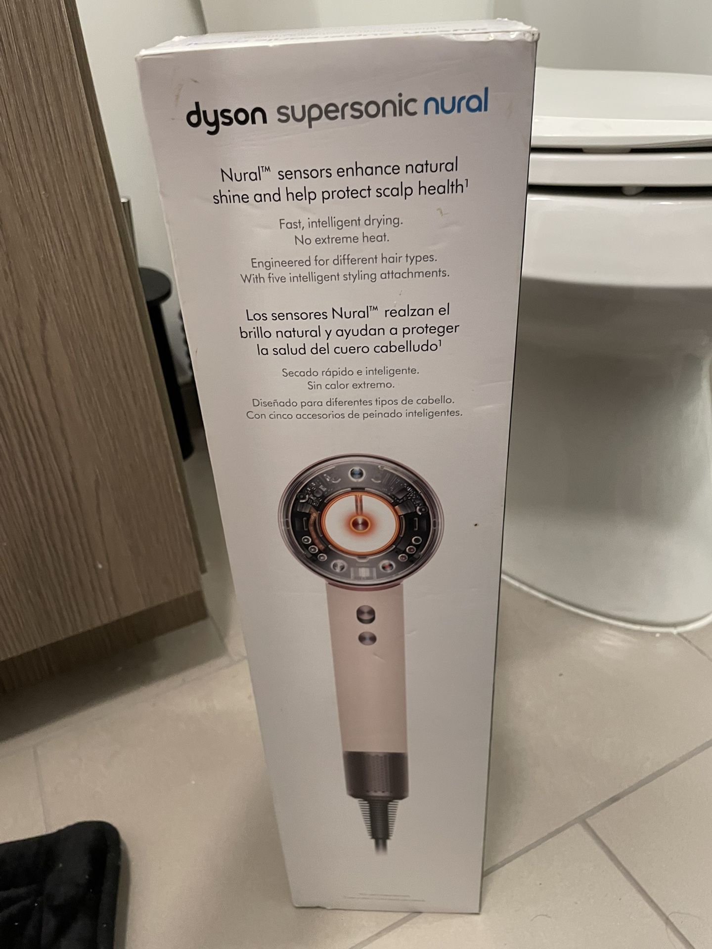 DYSON SUPERSONIC NURAL (BRAND NEW) - $350 💇♀️