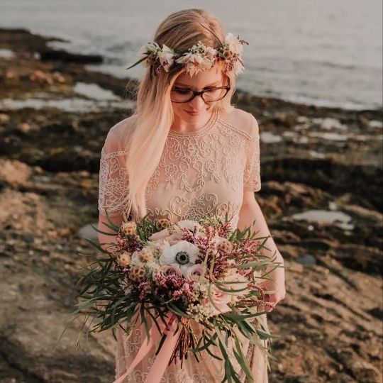 anthropologie formal dresses sale Calling all brides and wedding guests! The Anthropologie Weddings Sample Sale has been extended until June 12th with incredible deals on gorgeous wedding gowns, bridesmaid dresses, and wedding guest