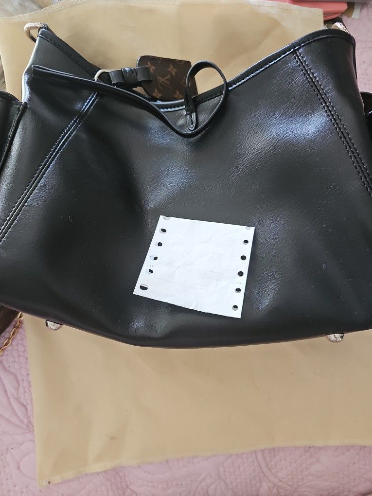 Black Purse