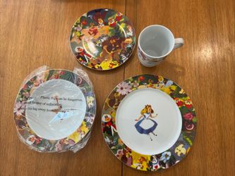 Vintage Disney Alice In Wonderland China Set For 4 Rare