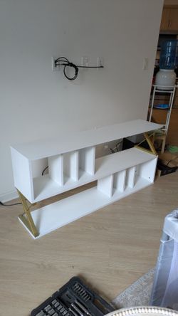 TV Stand / Entertainment Center