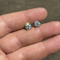 2 Ct Natural Diamond 